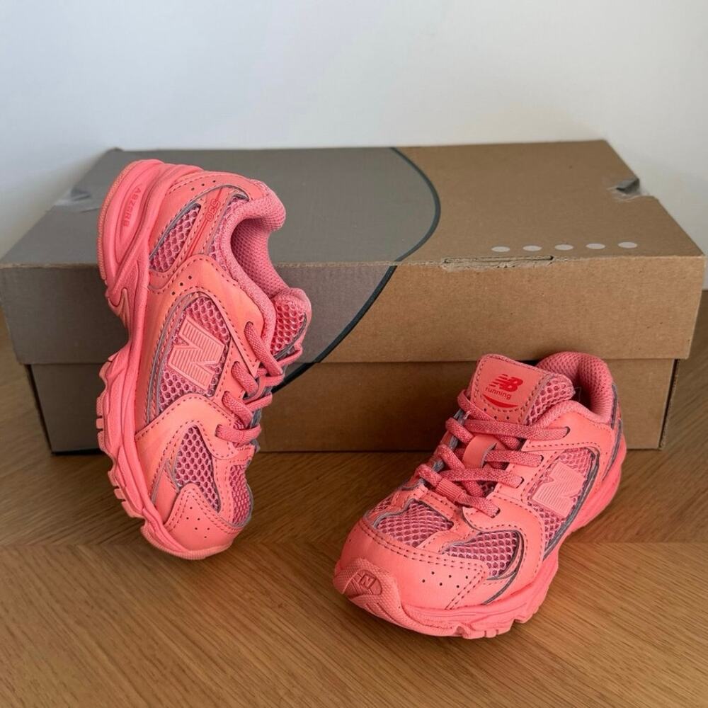 New Balance 530 Bungee ‘Coral’ Toddler Sneakers- SZ 9 C